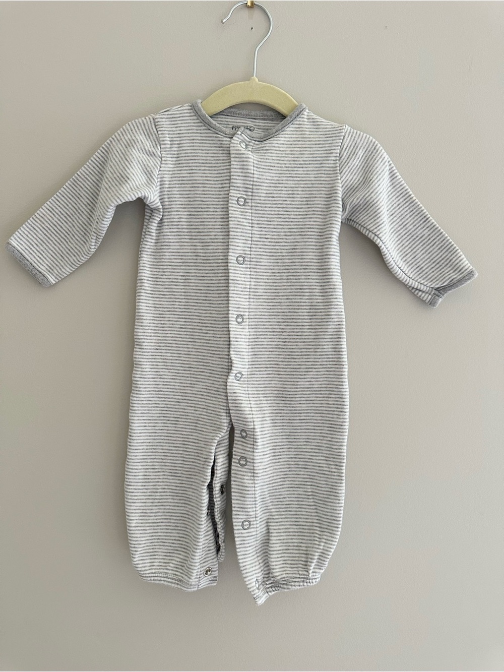 Precious Firsts by Carter’s Baby Striped Long Sleeve Snap Romper, Size 6M, Gray